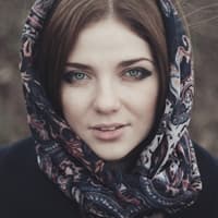 Elisabeth M McAllister